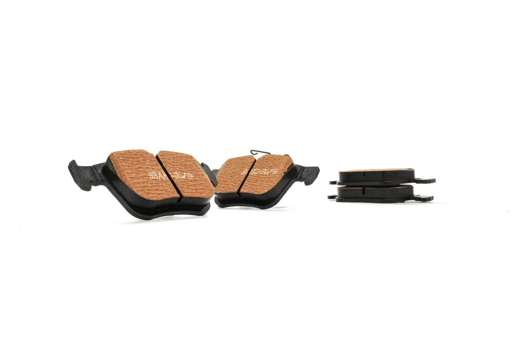 Oferta limitowana RacingLine RP700 Brake Pads 300mm Smaller Rear non-vented Non Performance Pack eg for VW Golf 7 GTI VWR670005 - FMIC
